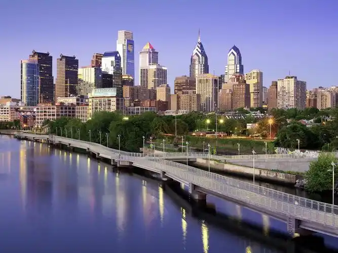 费城,美国,摩天大楼,桥,湖,城市 壁纸