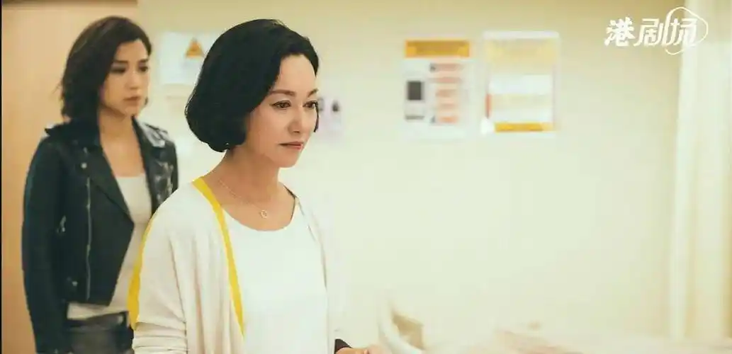 原创tvb演员陈慧珊转行当老师生活可以让我低头但我绝不认输