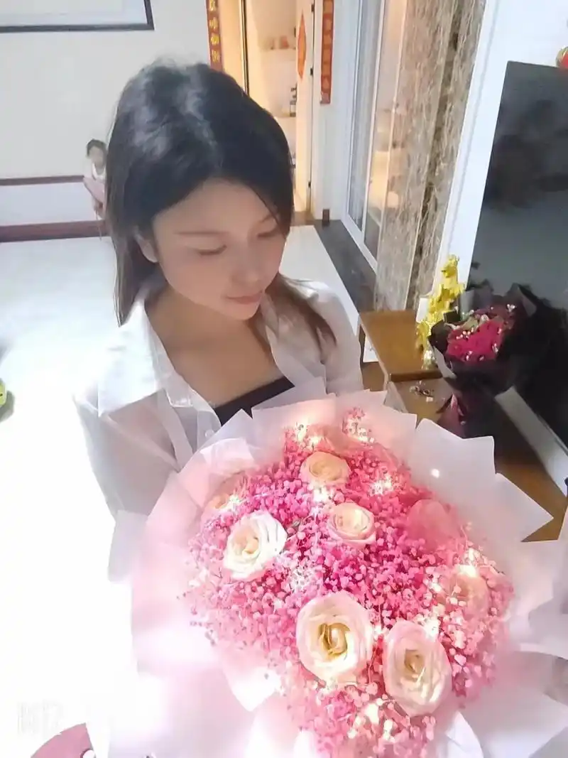 只有照片能记录这份珍贵 祝大美女生日快乐! - 抖音