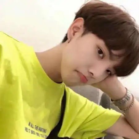 黄颜色头像男,男生头像图片