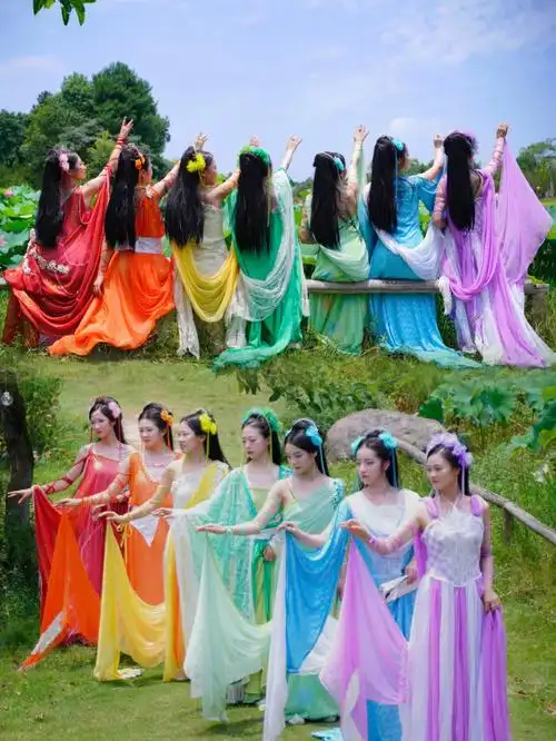 欢天喜地七仙女cos