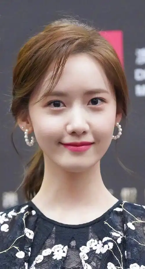 韩国国民女神林允儿未修图也这么美