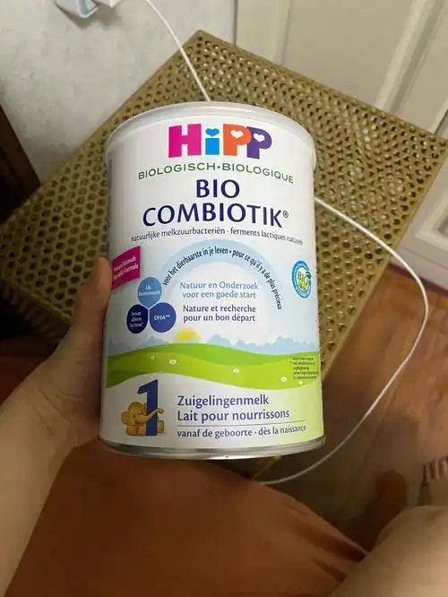 出一罐全新的喜宝奶粉