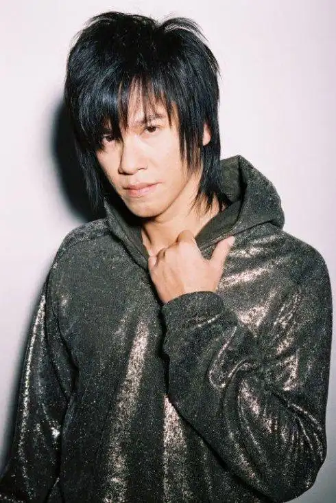 李圣杰(中国台湾男歌手)_尚可名片