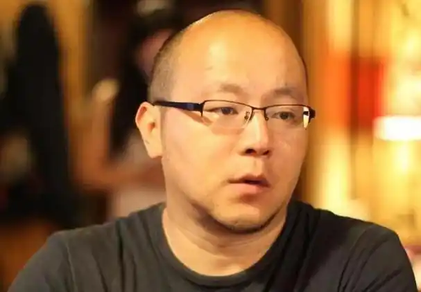 高原不后悔从王菲手中夺走窦唯离婚后独自抚养女儿如今怎样