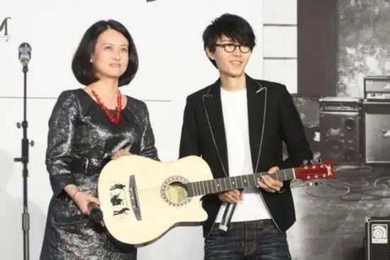 专访方大同:我拿音乐当伴侣(图)