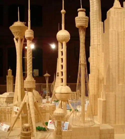 美"建筑师"建成世界最大牙签城