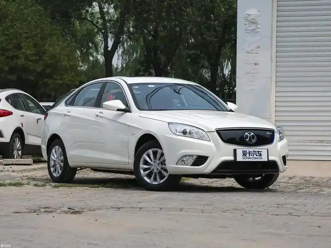 爱卡首页 汽车图片 北汽新能源 北汽eu400 2017款乐享版  2017款北汽