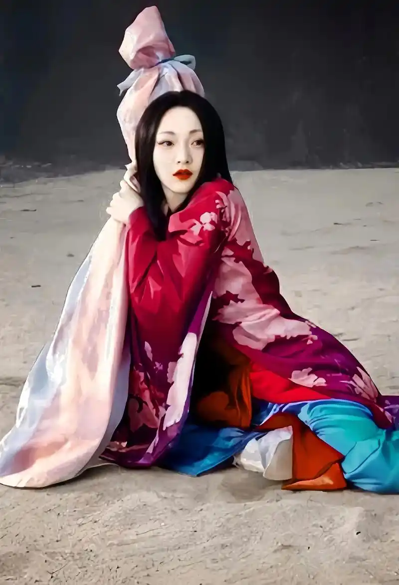 如果把小唯的衣服换上中国红#周迅 #画皮小唯 #画皮 #小唯 - 抖音