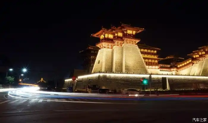 强烈安利 奔腾b70与洛阳应天门夜景