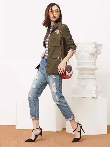 justzzu新作女装2017新品军绿色外套