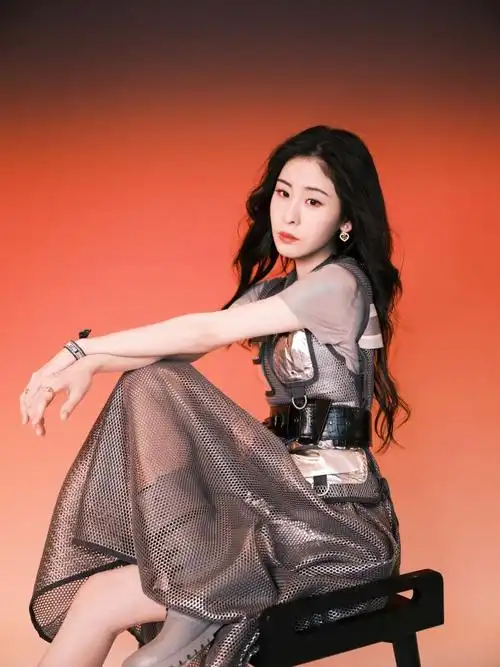 张碧晨超话十年好声音,纵声正当"十",今日boss@张碧晨亮相浙江卫视