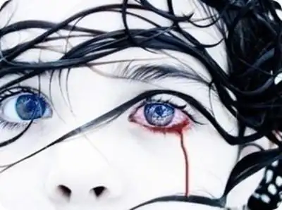 她,抬起空洞的眼睛说『 你难道不知道,我只剩一副躯壳?