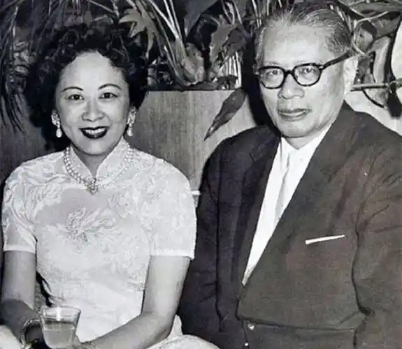 宋子文晚年只与小弟往来,死后宋家三姐妹无一到场,仅