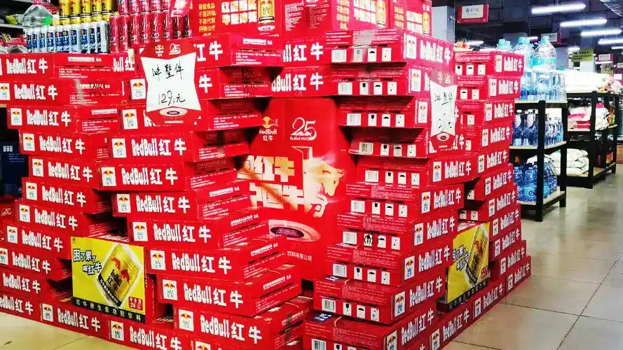 216958个堆头迎新春喜迎开门红中国红牛还是一如既往的牛