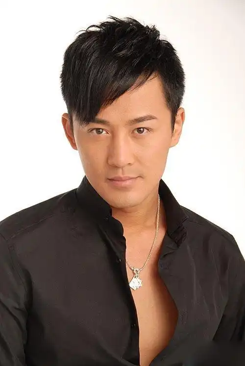 肌肉男:林峰代言珠宝宣传照-小虾米