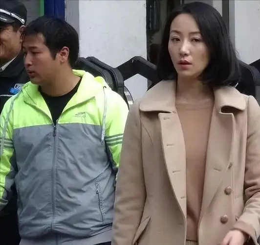 韩雪不再隐瞒首次公开丈夫身份难怪韩雪会嫁给他