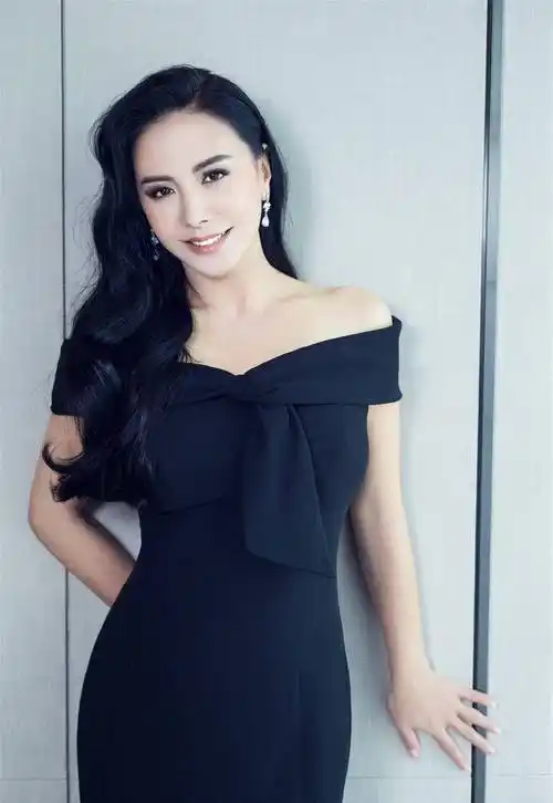 来自港台的60后女明星,她们个个美若天仙,你最喜欢哪一个?