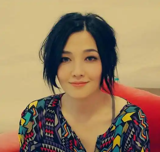 范晓萱为男友切掉子宫(歌手范晓萱资料介绍)