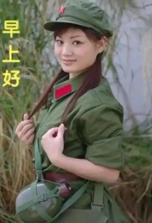 战友们早上好,20张好看的战友,女兵,敬礼早上好早安图片表情