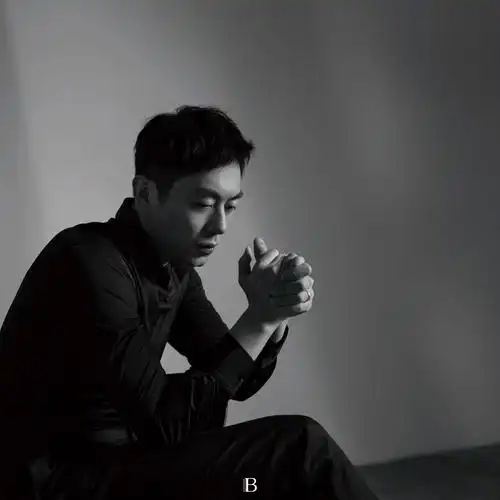 朱亚文bluecharm10月刊帅气写真