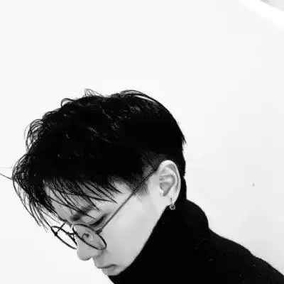 黑白头像霸气冷酷男生真人图片_男生头像_头像屋