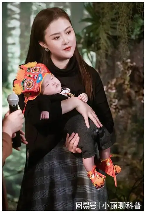 事实证明,"胖成球"的沈腾老婆,让我们看到了娱乐圈的残酷真相|王琦