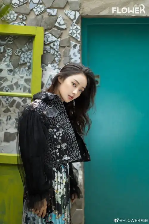 【虚幻之境 不忘本心】#flower名册#7015@吴佳怡_six能热烈如骄阳