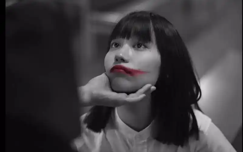 禁忌女孩疯批美人娜诺