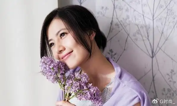 学一下高圆圆的穿搭,女神风范,特别有气质|女神|白色|高圆圆_新浪新闻