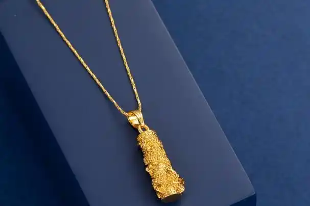 黄金项链什么扣子最结实,扣子的区别,为什么金项链会越戴越长?