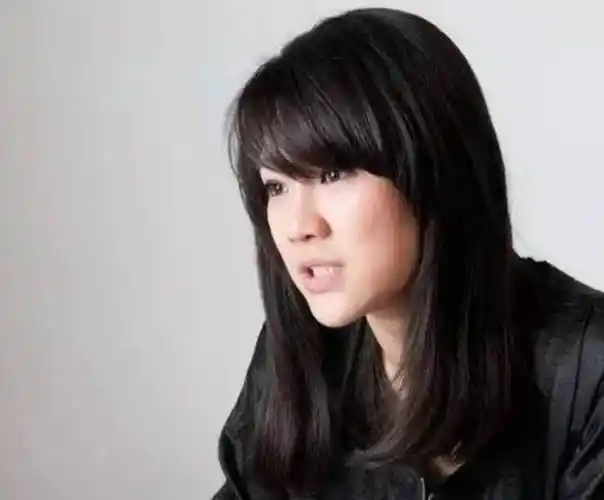 原创45岁"天涯四美"钟汉良,瞒了10年的老婆,是我们熟悉的她_时候_谢易