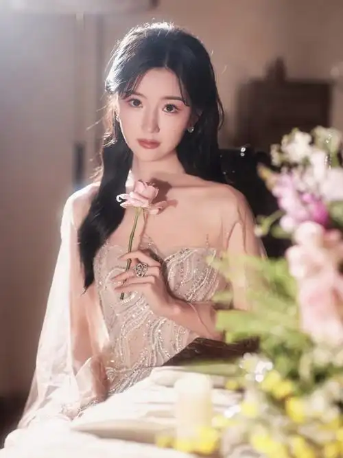 毛晓彤端午营业##毛晓彤端午营业照