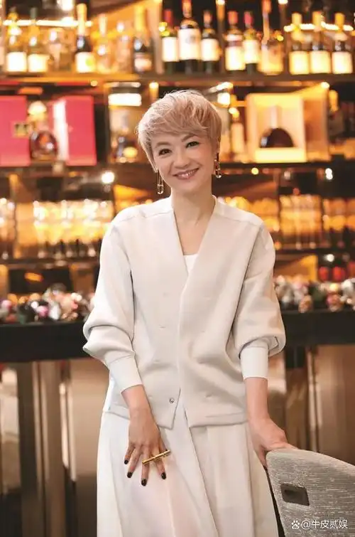 王菲进不了前五徐小凤排第二八大殿堂级女歌手究竟谁是第一