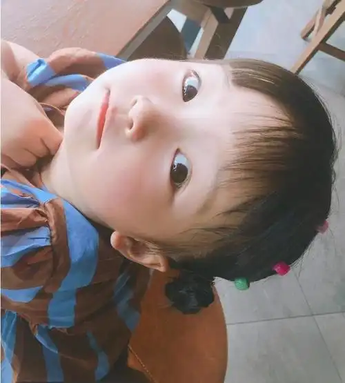 宝宝短发怎么扎更可爱糖果头软萌麻花辫俏皮让人看着就喜欢