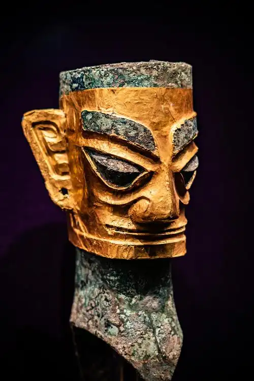 三星堆·黄金面具 - 紫苍version - 图虫