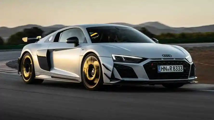 一代"神车"落幕:最后一辆奥迪r8下线 大众v10发动机就此停产_太平洋号