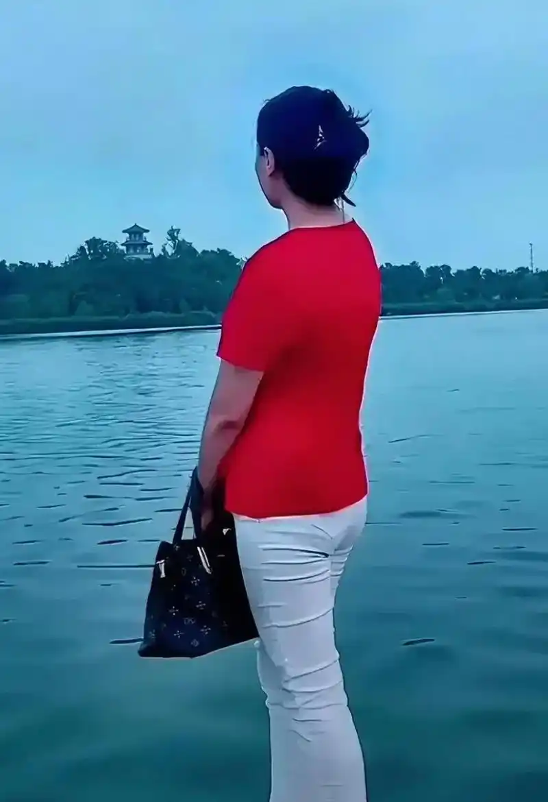 我已经离婚五年了,现在已经四十岁了.