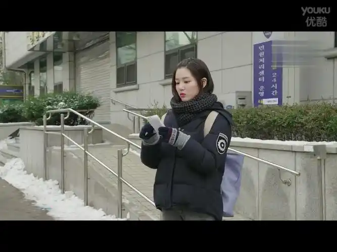 匹诺曹 尹宥莱(李侑菲饰)搭配