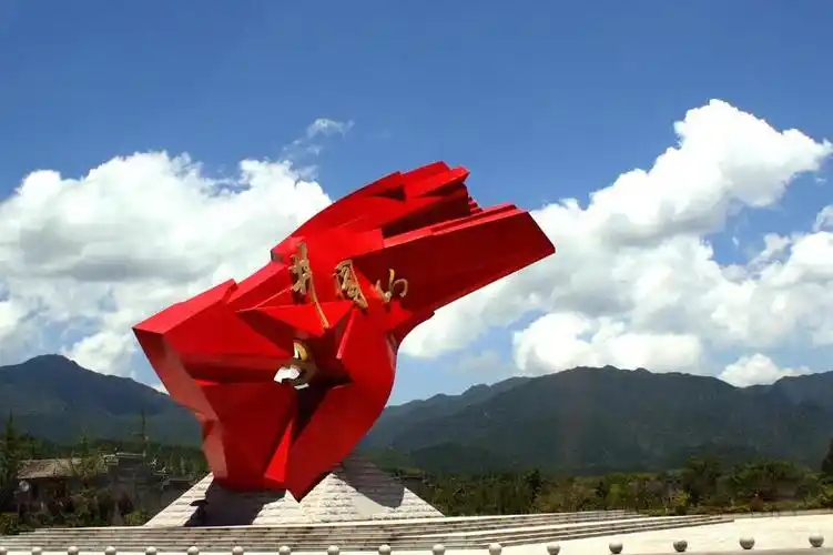 盘点国内最著名的十大红色旅游景点,必看丨华商国旅_手机搜狐网