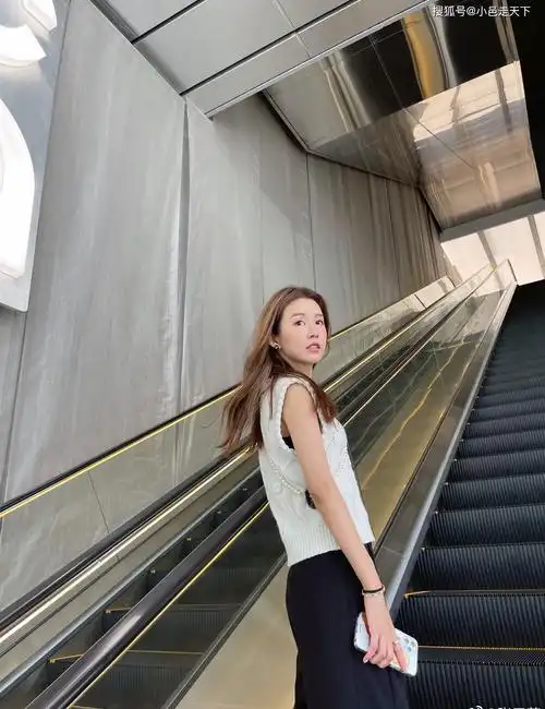 张子萱休闲风写真合集