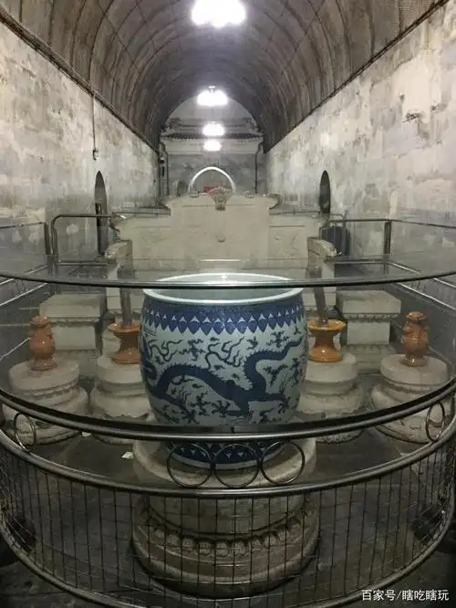 探秘明万历帝地宫十三陵-定陵