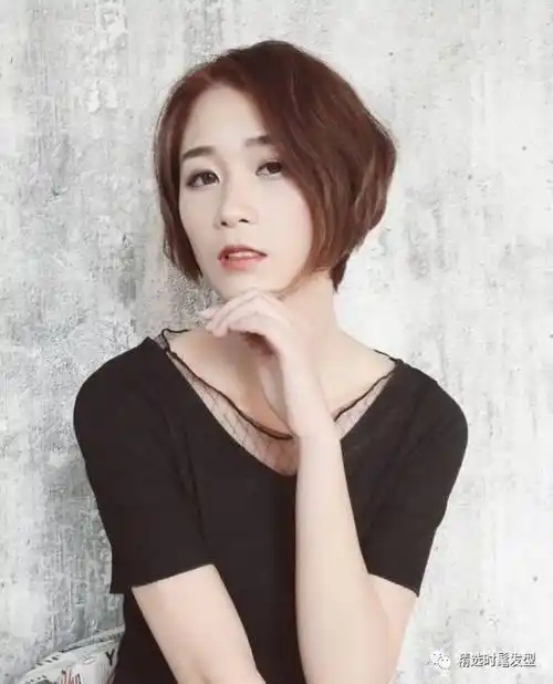 精选辣妈减龄短发30款