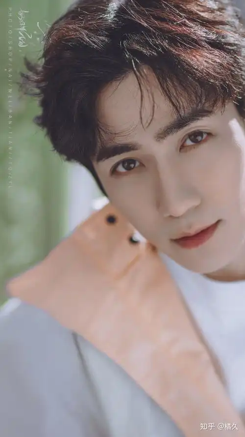 朱一龙朱先生有没有什么特别让人惊艳的写真或者路透照啊