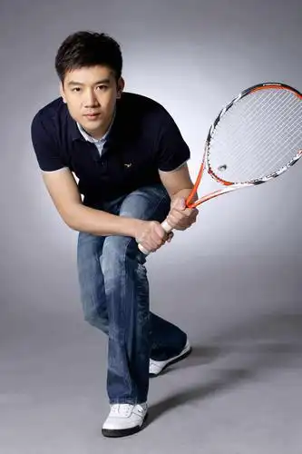 尤宁图片 央视主持人尤宁图片