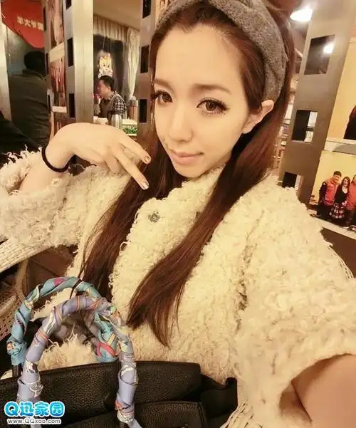 迷人女生的非主流自拍_我要的未来 是你和阳光同在(2)