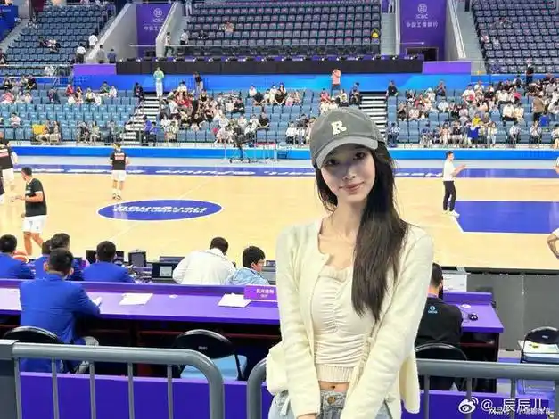腾讯新赛季全力投入nba新女主播首秀紧张但仍惊艳