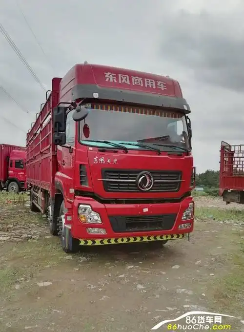 东风商用车天龙天龙前四后四9米6高栏货车货车