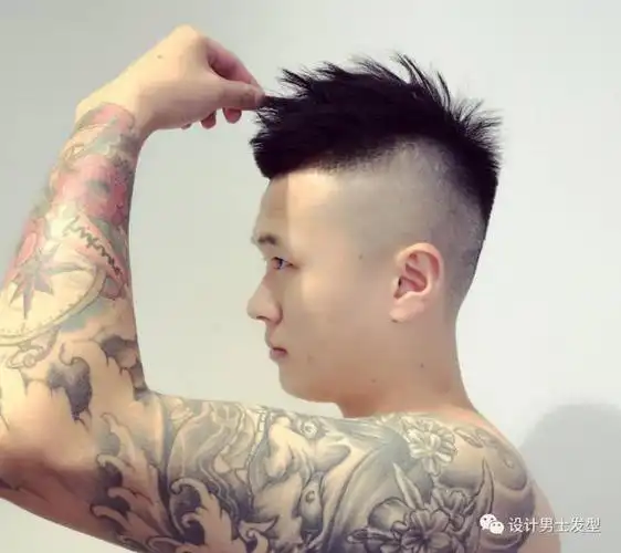 2017流行"三面光"今年男士发型流行什么?告诉你,三面光,上有型!