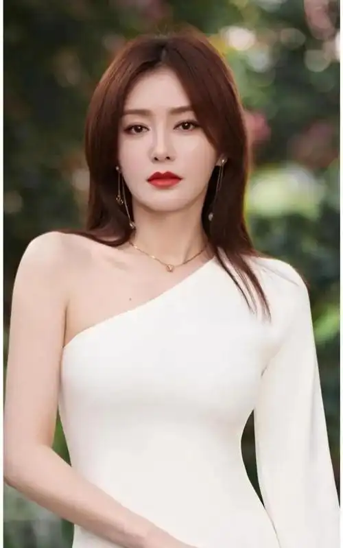 "秦岚"不为人知的故事